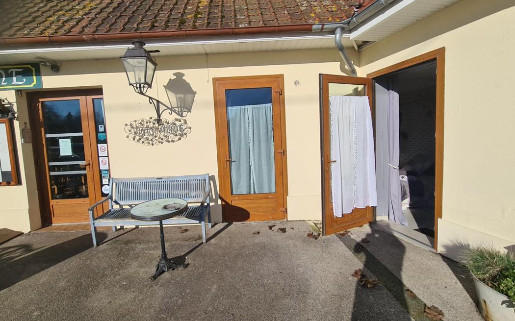 La Taverne Buire-le-Sec Extérieur photo